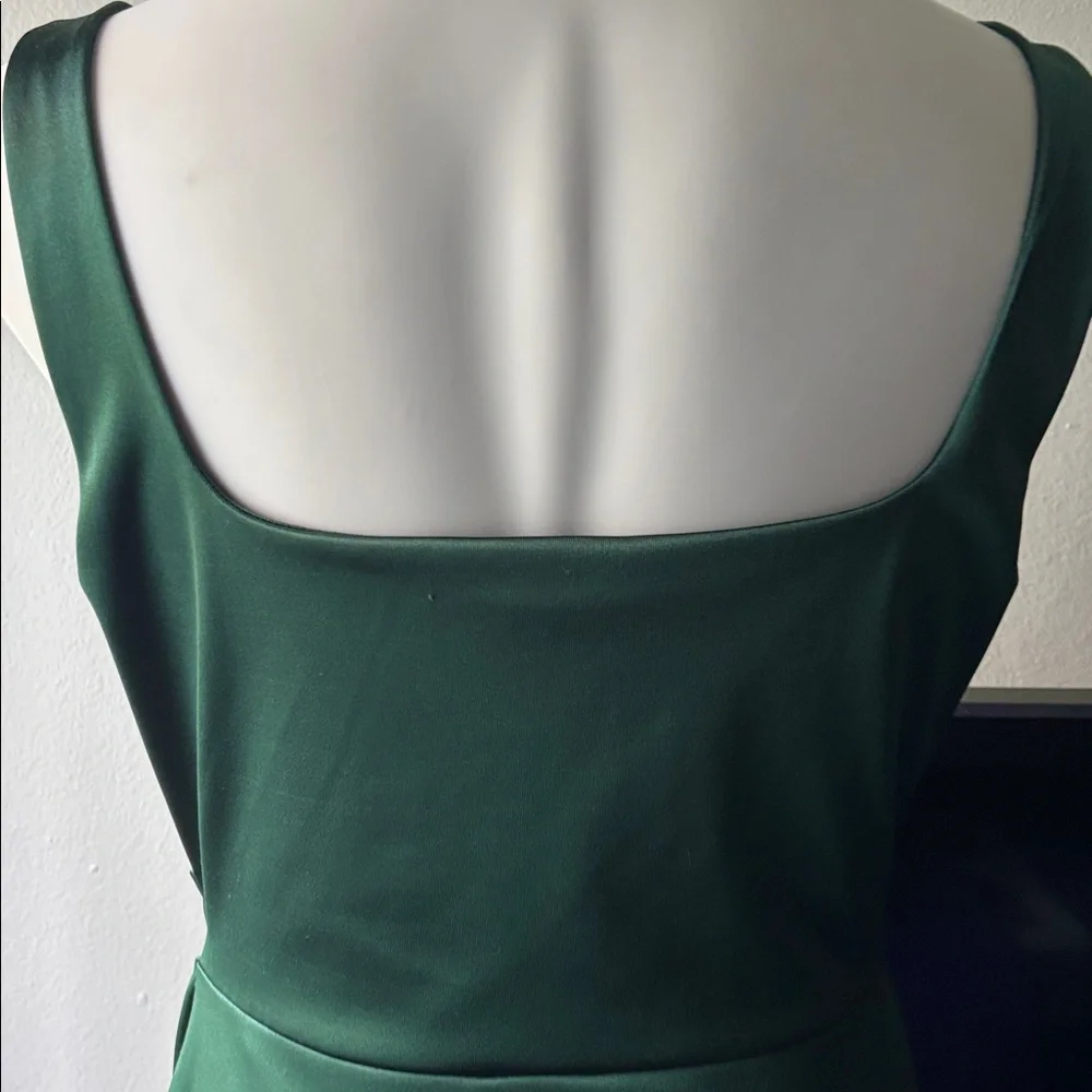 Windsor Forest Green Midi Dress - Picture 2 of 3